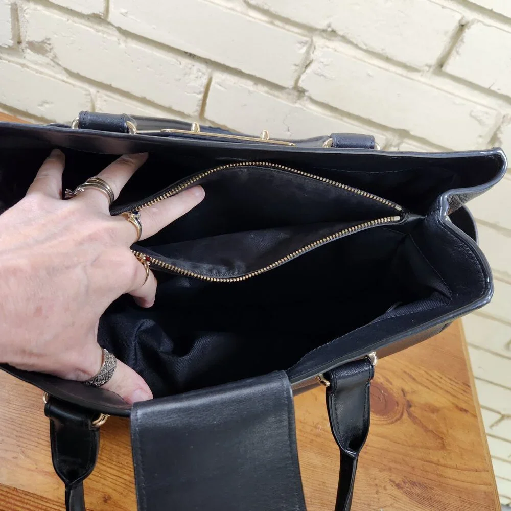 Coach Swagger Black Pebbled Leather Satchel Tote Bag Purse